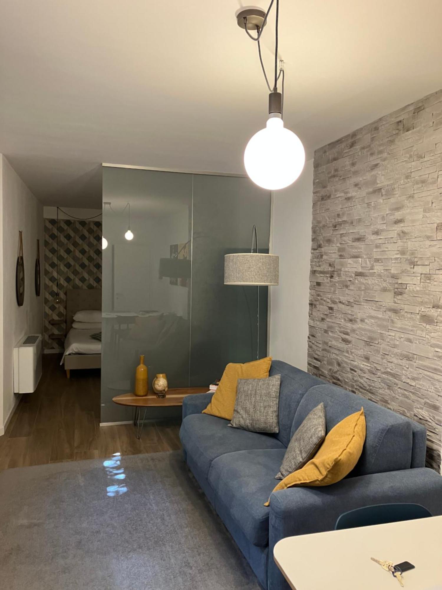 Spazio M&m Cellini 3 * Milán